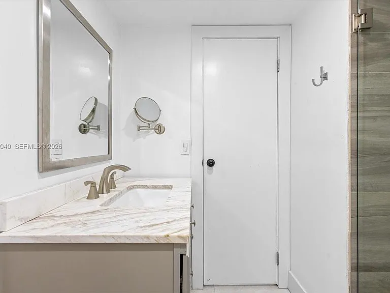 6001 N Falls Circle Dr #310 — Photo 30
