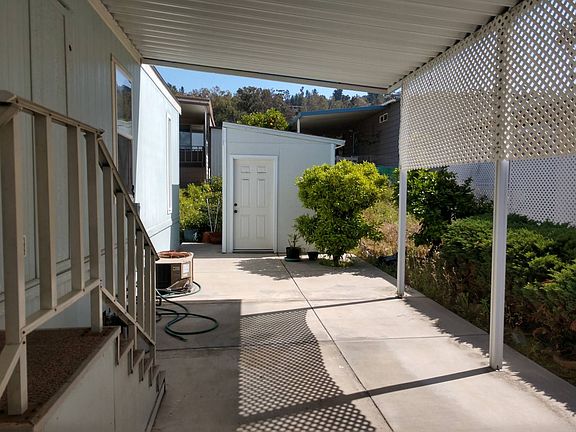 2nd image of 1440 S Orange Ave Space 98