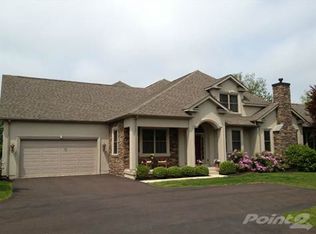 279 Country Club Dr, Telford, PA 18969