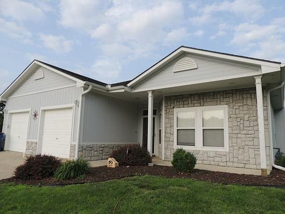 2nd image of 501 Joseph Ct