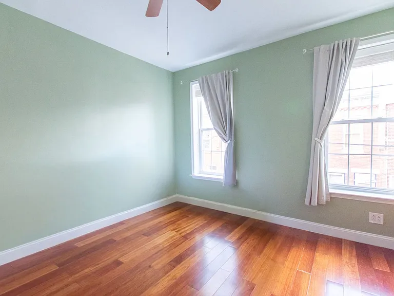 138 Mercy St — Photo 25