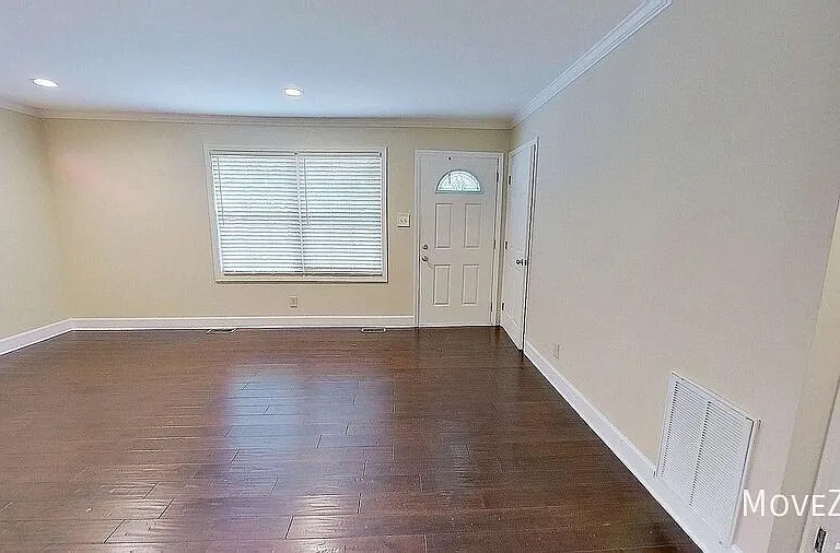 747 Hall Spencer Rd — Photo 19
