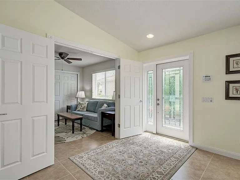 6083 Benevento Dr — Photo 7