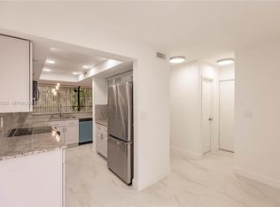 4939 N Harbor Isles Dr, Fort Lauderdale, FL 33312