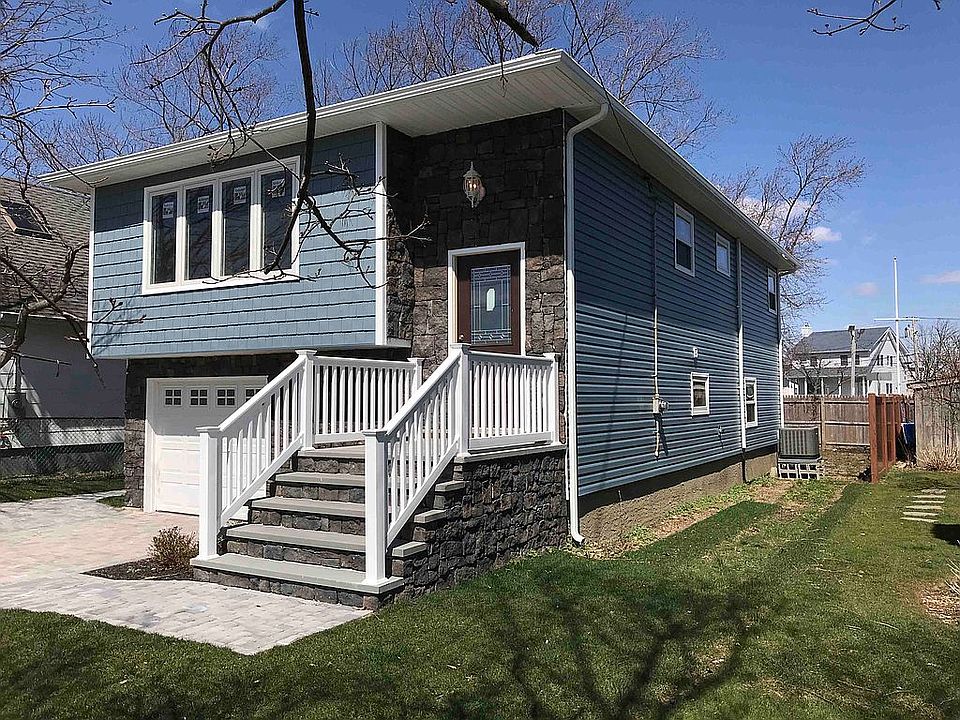 2nd image of 102 North Rd