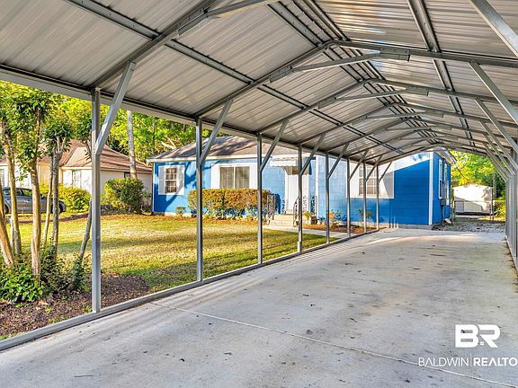 2nd image of 160 Park Dr