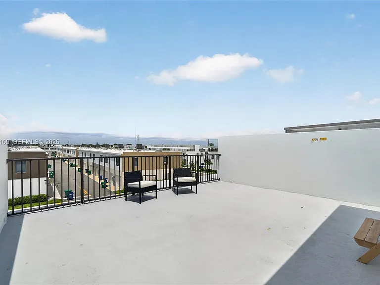 26175 SW 145th Ct — Photo 26