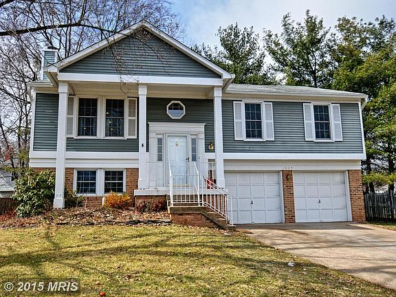 2nd image of 1604 Blacksmith Ln