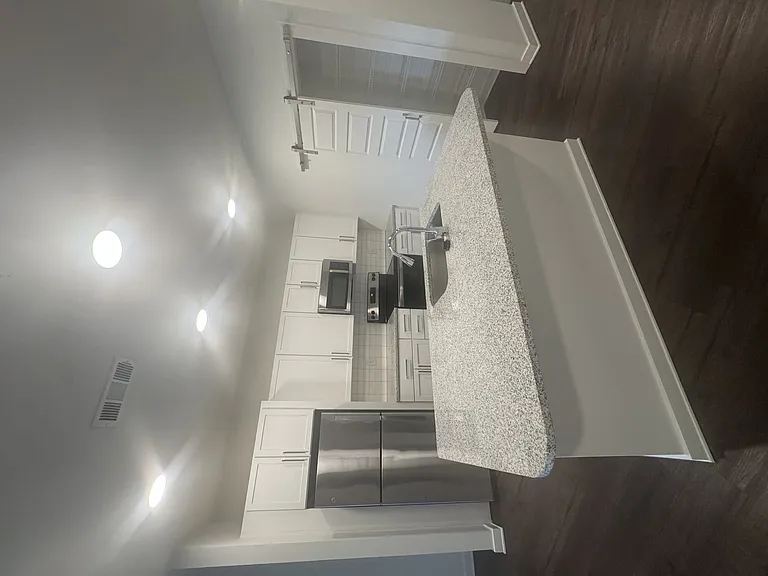 Station 75 Apartments at McDonough — Photo 82