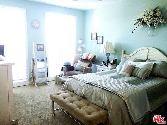 5th image of 4949 Genesta Ave Unit 414