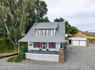 1990 Weikel Rd, Yakima, WA 98908
