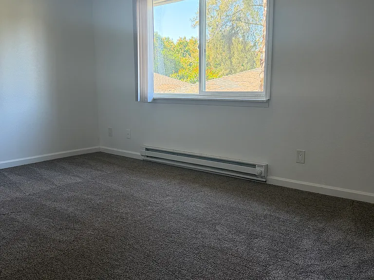 224 N Central Ave #A — Photo 11