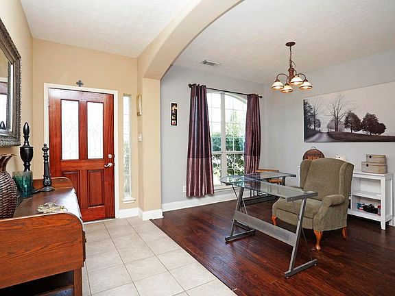 2nd image of 10027 Darrell Springs Ln