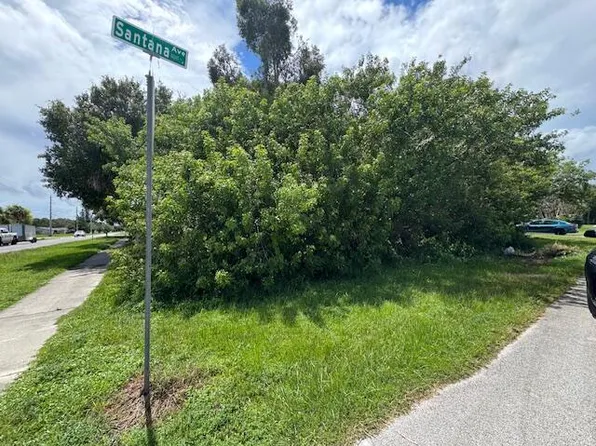 7701 Santana Avenue, Fort Pierce, FL 34951