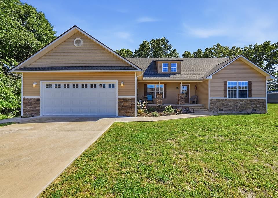 1st image of 234 Colby Cir