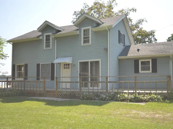 11155 Pottawotomie Trl, Walkerton, IN 46574