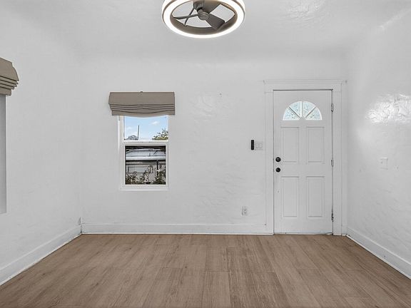 2nd image of 621 Morrison St