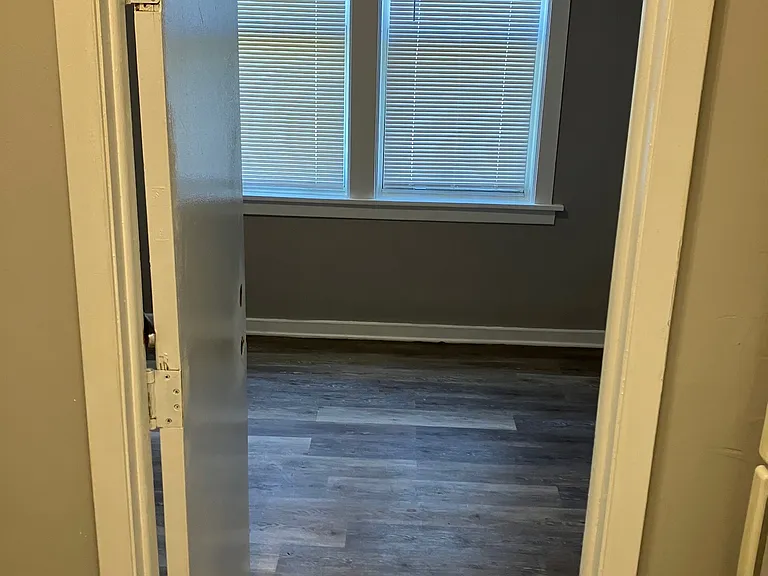 2120 Minnehaha Ave #5 — Photo 6