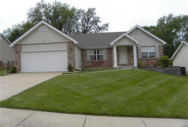 1st image of 11207 Lakewood Crossing Dr