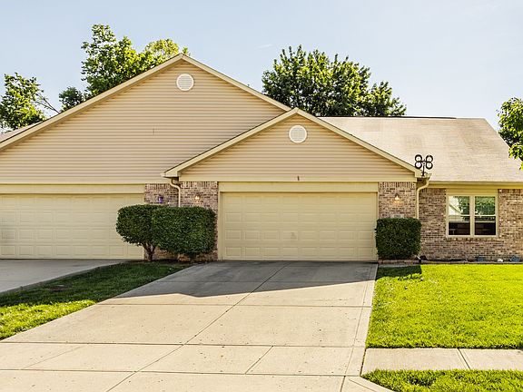 2nd image of 1203 Brittany Cir #B