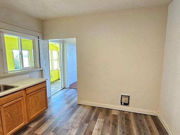 5th image of 1123 W Marina Dr APT 1