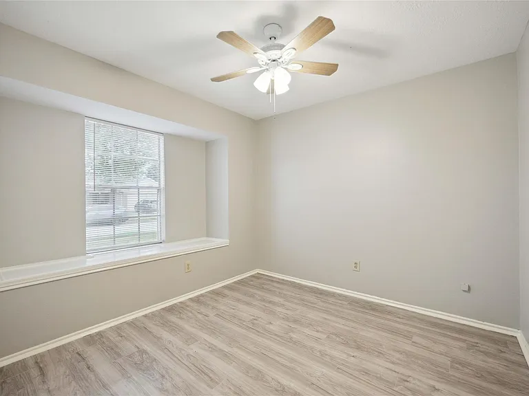 20323 Pinefield Ln — Photo 14