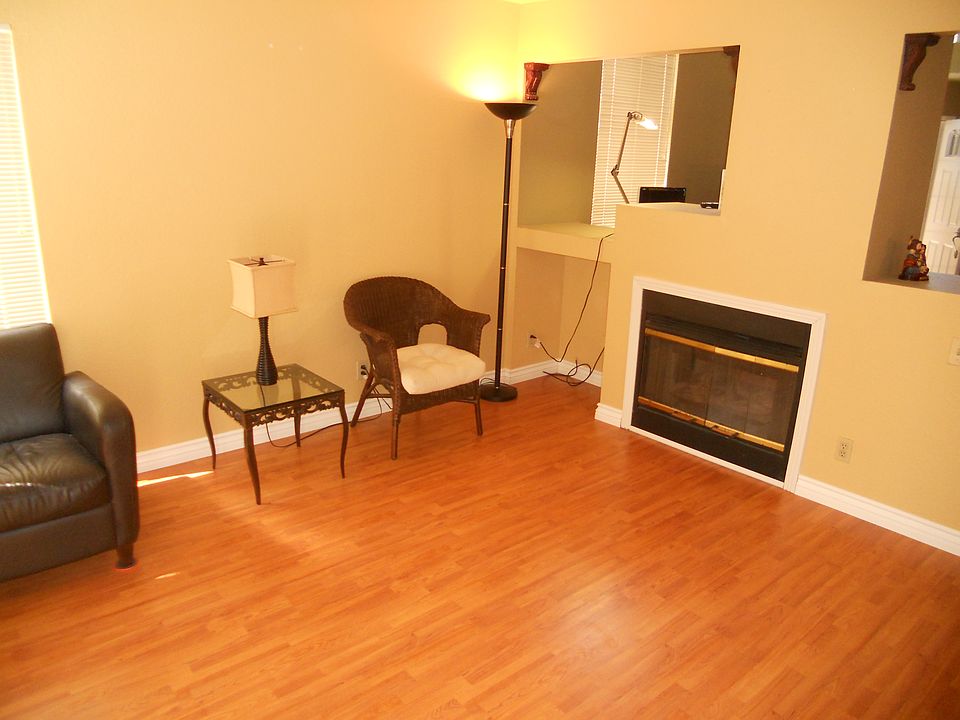 1st image of 3255 Downs Dr