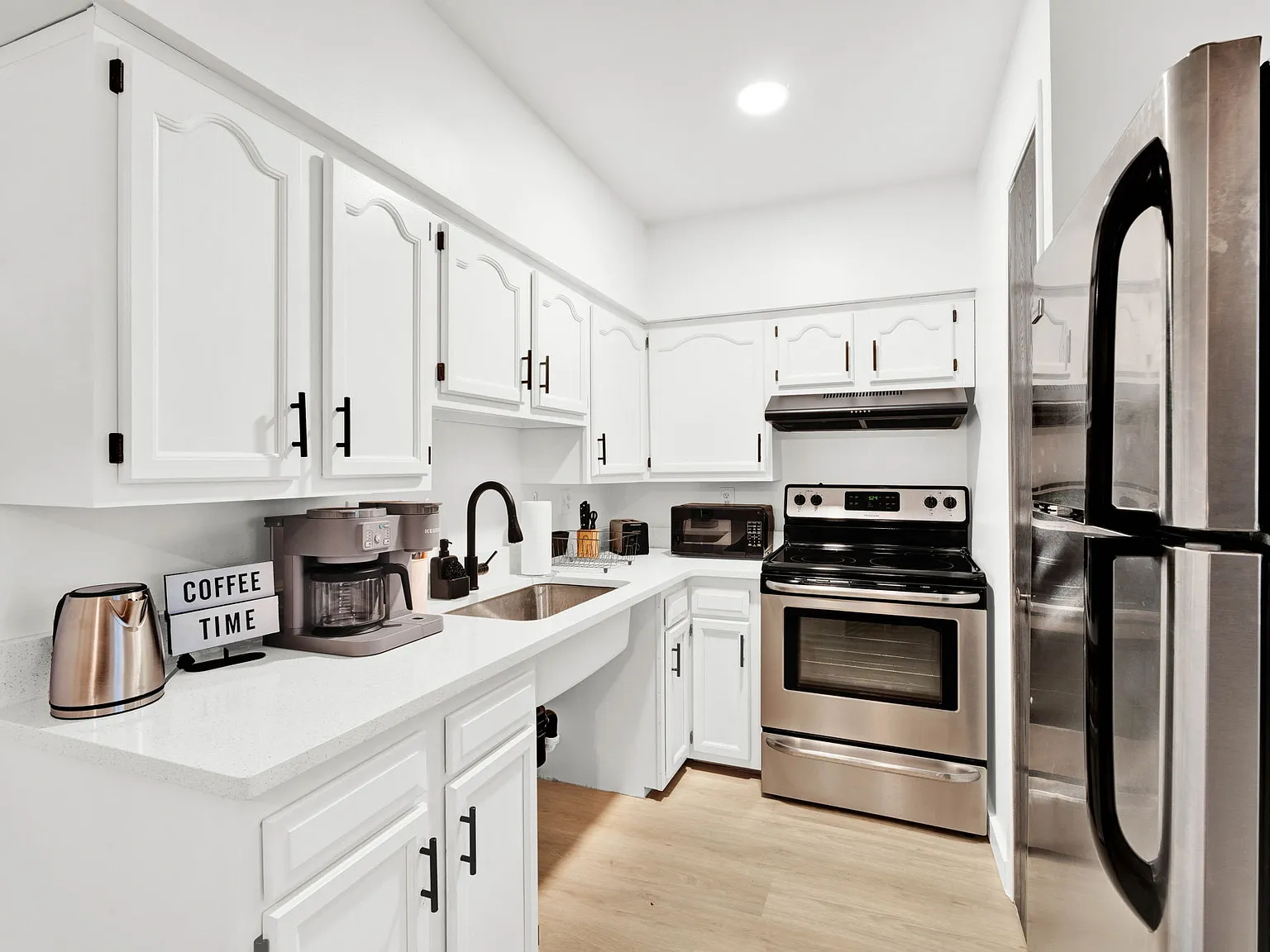 1 bed, 800 sqft, $1,295 — Photo 4