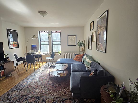 3rd image of 319 E 9th St APT 7