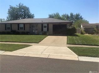6730 Spokane Dr, Dayton, OH 45424