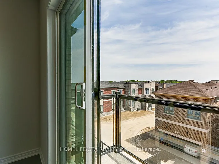 135 Vine Cliff Blvd — Photo 32