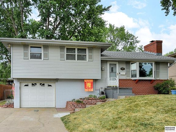 2nd image of 12140 W St