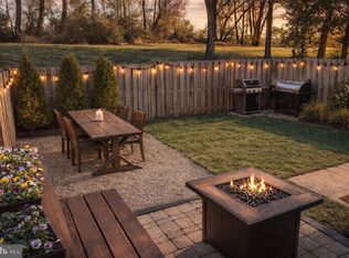 9440 Merryrest Rd, Columbia, MD 21045