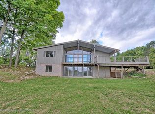 6387 Lyons Rd, Portland, MI 48875