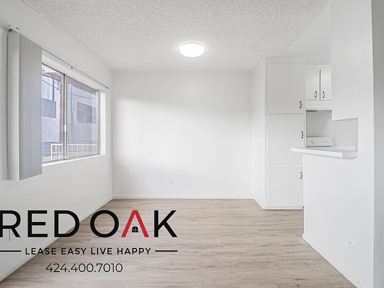 915 N Wilton Pl #113 — Photo 8