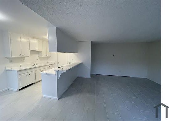 1st image of 2131 1/2 S Broden St APT C