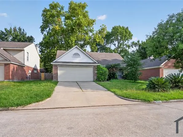 5823 Forest Timbers Dr, Humble, TX 77346