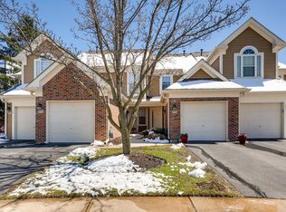 214 Steeplechase Ct, Schaumburg, IL 60173