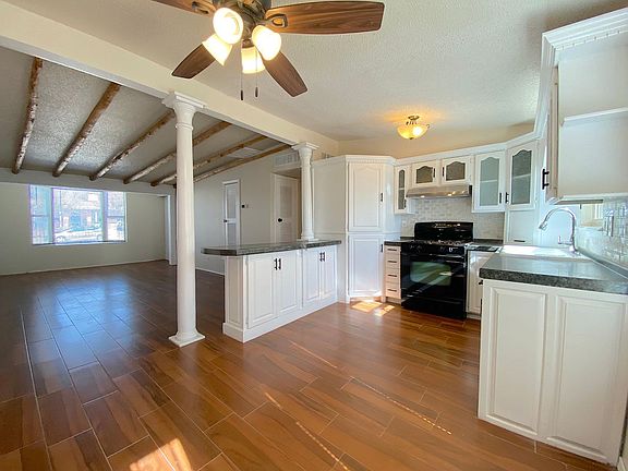 5th image of 290 Limonite Cir