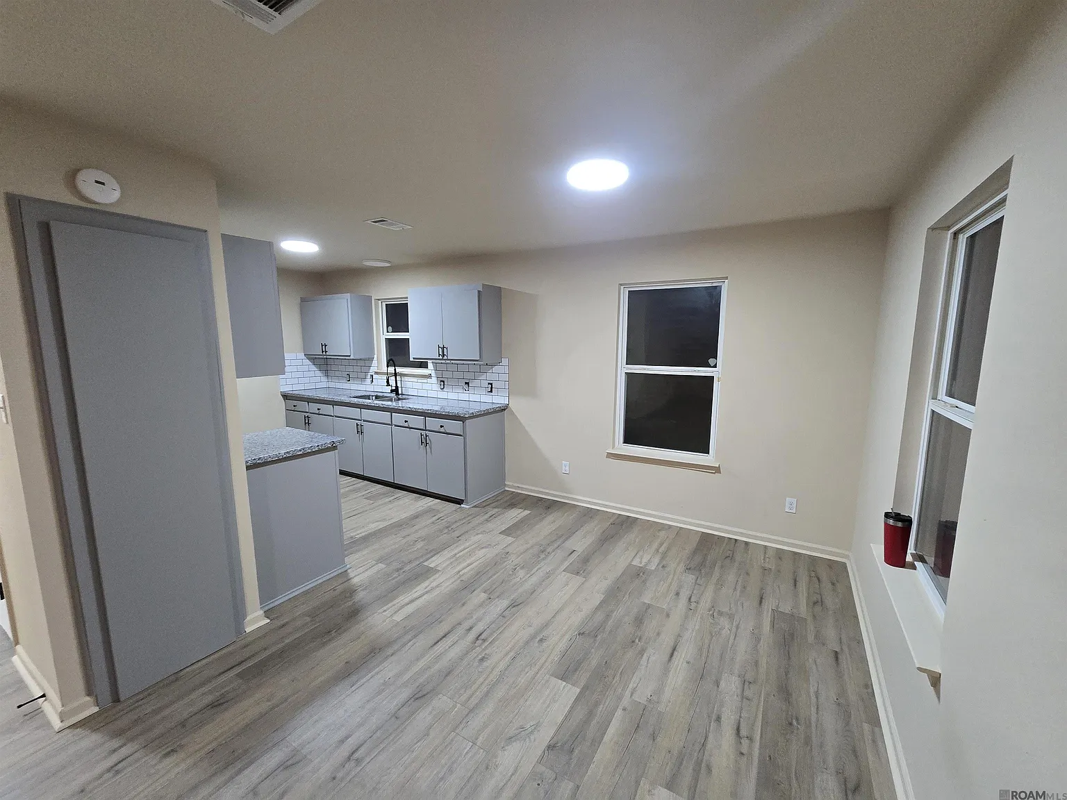 3 bed, 1100 sqft, $1,400 — Photo 4