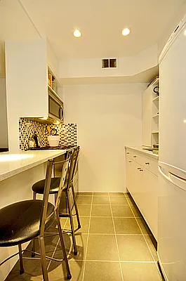 Sold by Cooper & Cooper Real Estate | media 10