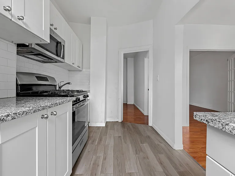 2251 Church Ave #3R — Photo 7