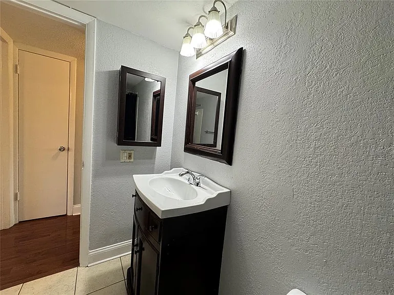 120 S Church Ave #211 — Photo 30