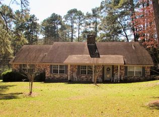 120 John C Rogers Dr, Center, TX 75935