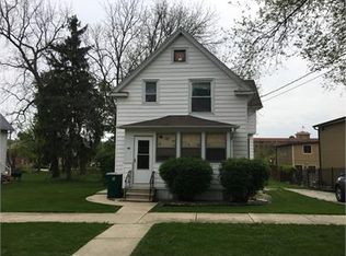 114 N 4th St APT C, Saint Charles, IL 60174