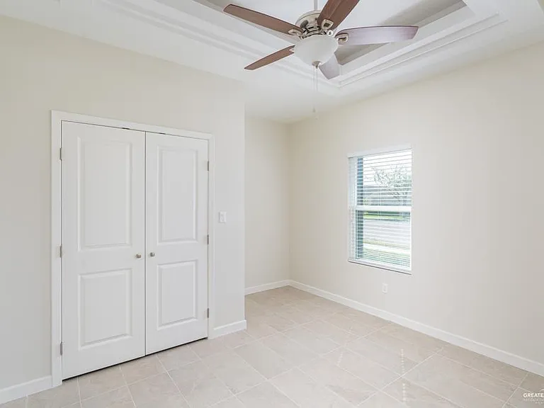 1040 N English Ave #4 — Photo 7