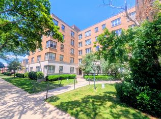 2610 W Balmoral Ave APT 306, Chicago, IL 60625