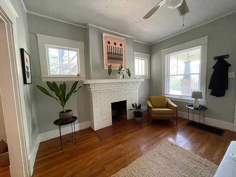 704 Tremont Ave — Photo 5