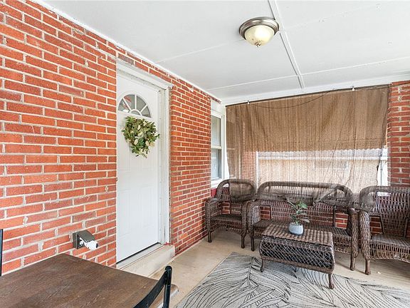 4th image of 2020 McKinney Rd