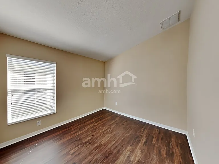 10047 Perthshire Cir — Photo 17